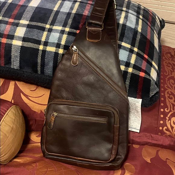 Leather backpack - Picture 1 of 17